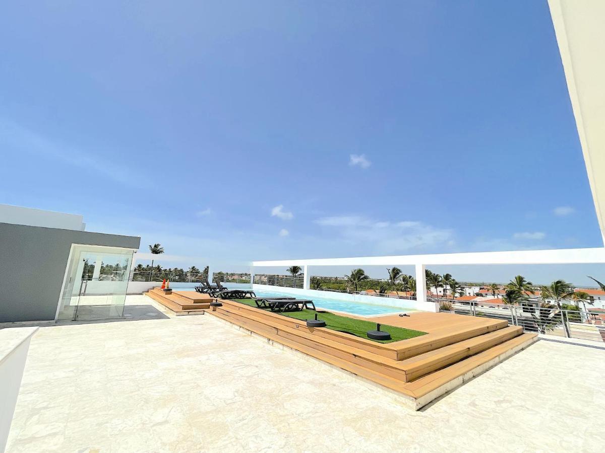 Rooftop Pool Ducassi Studio Suites Deluxe Hotel Beach Club & Spa Punta Cana Exterior photo
